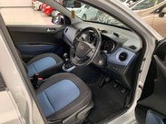 Hyundai i10 1.2 Premium Euro 5 5dr 6