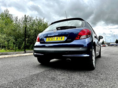 Peugeot 207 1.4 VTi Sport Euro 4 5dr 3