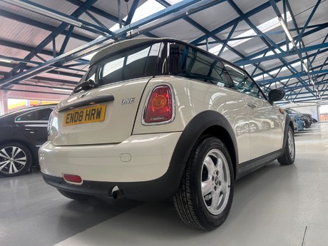 Mini Hatch 1.4 One Steptronic Euro 4 3dr 60