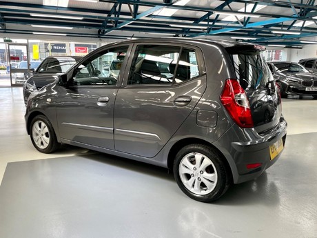 Hyundai i10 1.2 Style Euro 5 5dr 17