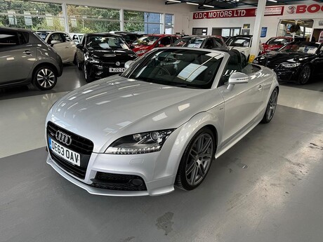 Audi TT 2.0 TDI Black Edition Roadster quattro Euro 5 2dr 1