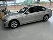 BMW 3 Series 2.0 320d ED EfficientDynamics Business Euro 5 (s/s) 4dr 10