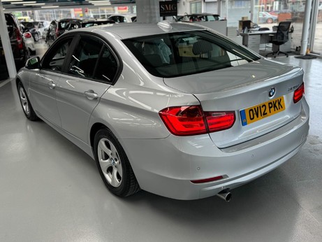 BMW 3 Series 2.0 320d ED EfficientDynamics Business Euro 5 (s/s) 4dr 9