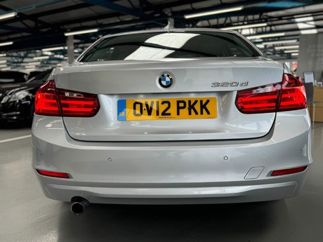 BMW 3 Series 2.0 320d ED EfficientDynamics Business Euro 5 (s/s) 4dr 14