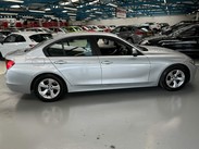 BMW 3 Series 2.0 320d ED EfficientDynamics Business Euro 5 (s/s) 4dr 18