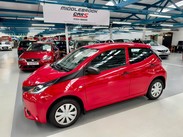 Toyota Aygo 1.0 VVT-i x Euro 5 5dr Euro 5 4