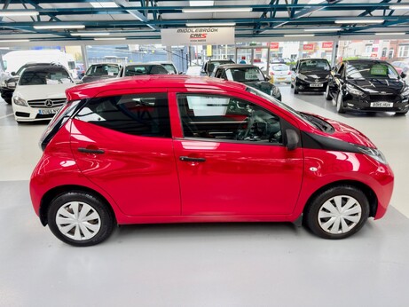 Toyota Aygo 1.0 VVT-i x Euro 5 5dr Euro 5 18