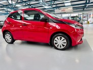 Toyota Aygo 1.0 VVT-i x Euro 5 5dr Euro 5 26