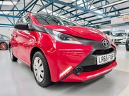 Toyota Aygo 1.0 VVT-i x Euro 5 5dr Euro 5 28