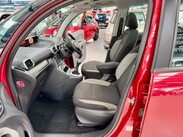 Citroen C3 Picasso 1.6 HDi Selection Euro 5 5dr 29