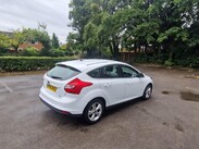 Ford Focus 1.0T EcoBoost Zetec Euro 5 (s/s) 5dr 8