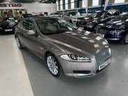 Jaguar XF 2.2d Luxury Auto Euro 5 (s/s) 4dr 2