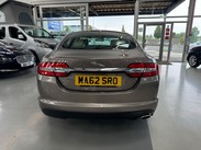 Jaguar XF 2.2d Luxury Auto Euro 5 (s/s) 4dr 7