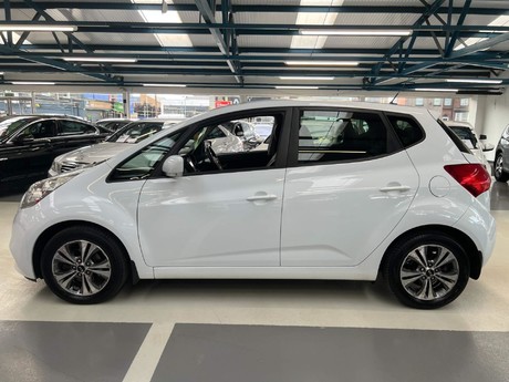 Kia Venga 1.6 3 Euro 6 (s/s) 5dr 17