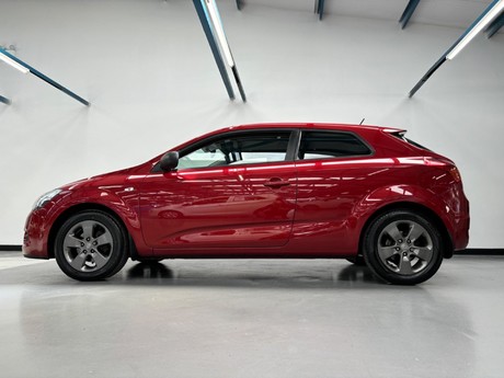 Kia Pro Ceed 1.4 Strike 3dr 13