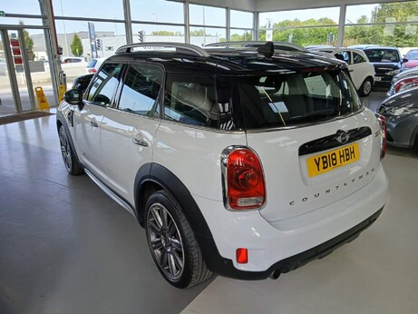 Mini Countryman 1.5 Cooper ALL4 Euro 6 (s/s) 5dr 5