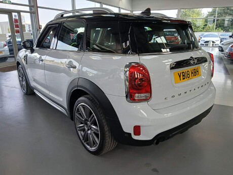 Mini Countryman 1.5 Cooper ALL4 Euro 6 (s/s) 5dr 12