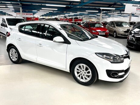 Renault Megane 1.5 dCi ENERGY Dynamique TomTom Euro 5 (s/s) 5dr 9