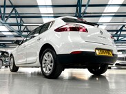 Renault Megane 1.5 dCi ENERGY Dynamique TomTom Euro 5 (s/s) 5dr 21