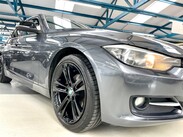 BMW 3 Series 2.0 320d Sport Auto xDrive Euro 5 (s/s) 4dr 21