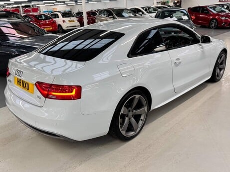 Audi A5 2.0 TDI Black Edition S Tronic quattro Euro 5 (s/s) 2dr 9