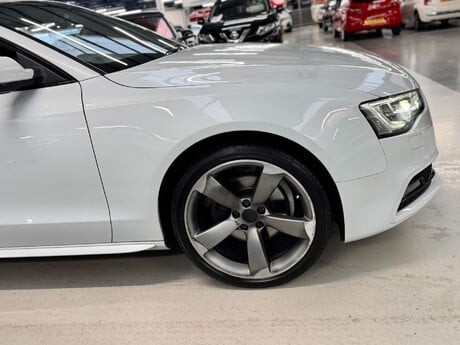 Audi A5 2.0 TDI Black Edition S Tronic quattro Euro 5 (s/s) 2dr 16