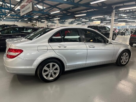 Mercedes-Benz C Class 1.8 C180K SE Auto Euro 4 4dr 11