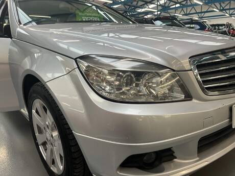 Mercedes-Benz C Class 1.8 C180K SE Auto Euro 4 4dr 62