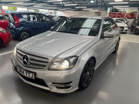 Mercedes-Benz C Class 2.1 C220 CDI BlueEfficiency AMG Sport Plus G-Tronic+ Euro 5 (s/s) 4dr 4