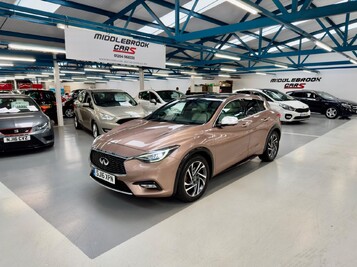 Infiniti Q30 2.2d Premium Tech DCT AWD Euro 6 (s/s) 5dr