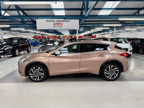 Infiniti Q30 2.2d Premium Tech DCT AWD Euro 6 (s/s) 5dr 1