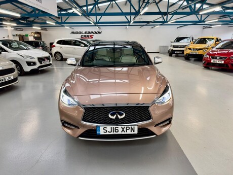 Infiniti Q30 2.2d Premium Tech DCT AWD Euro 6 (s/s) 5dr 28