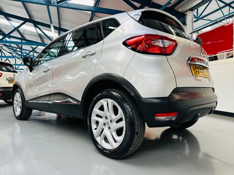 Renault Captur 0.9 TCe ENERGY Dynamique Nav Euro 6 (s/s) 5dr 8