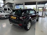 Land Rover Range Rover Evoque 2.0 eD4 SE Tech FWD Euro 6 (s/s) 5dr 4