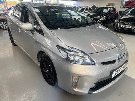 Toyota Prius 1.8 VVT-h CVT Euro 6 (s/s) 5dr 1