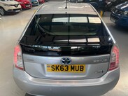 Toyota Prius 1.8 VVT-h CVT Euro 6 (s/s) 5dr 14