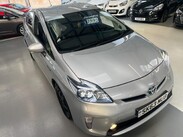 Toyota Prius 1.8 VVT-h CVT Euro 6 (s/s) 5dr 89