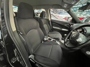 Nissan Juke 1.6 Acenta Euro 5 (s/s) 5dr 23