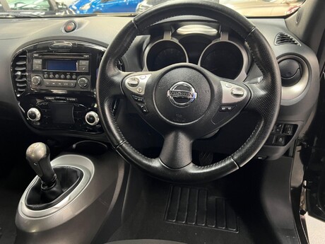 Nissan Juke 1.6 Acenta Euro 5 (s/s) 5dr 26