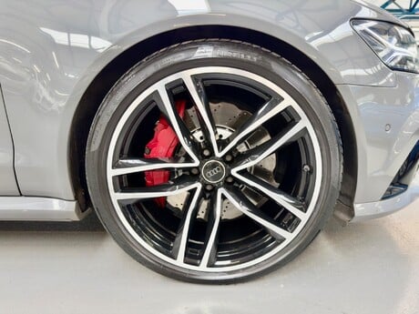 Audi RS6 4.0 TFSI V8 Tiptronic quattro Euro 6 (s/s) 5dr 38