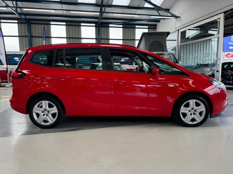 Vauxhall Zafira 2.0 CDTi Exclusiv Euro 5 5dr 9