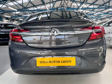 Vauxhall Insignia 2.0 CDTi SRi Auto Euro 5 5dr 10