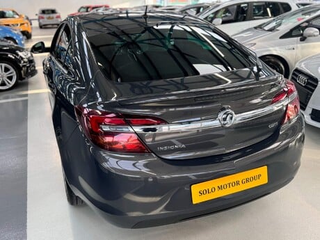 Vauxhall Insignia 2.0 CDTi SRi Auto Euro 5 5dr 11