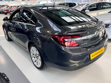 Vauxhall Insignia 2.0 CDTi SRi Auto Euro 5 5dr 12