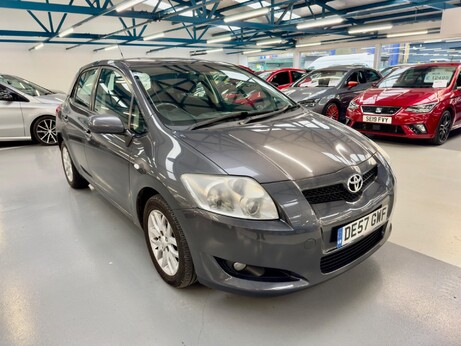 Toyota Auris 1.6 VVT-i TR 5dr 6