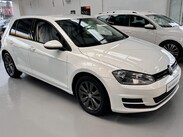 Volkswagen Golf 1.6 TDI BlueMotion Tech SE DSG Euro 5 (s/s) 5dr 9