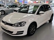 Volkswagen Golf 1.6 TDI BlueMotion Tech SE DSG Euro 5 (s/s) 5dr 20