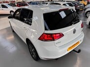 Volkswagen Golf 1.6 TDI BlueMotion Tech SE DSG Euro 5 (s/s) 5dr 88