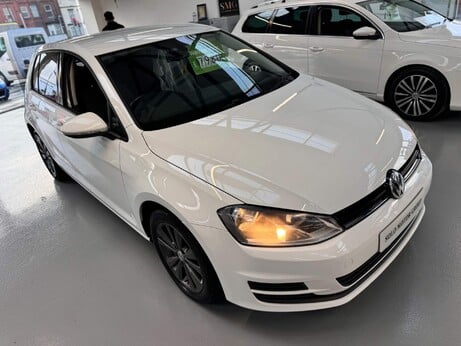 Volkswagen Golf 1.6 TDI BlueMotion Tech SE DSG Euro 5 (s/s) 5dr 88