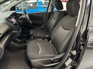 Vauxhall Viva 1.0i SE Euro 6 5dr (a/c) 41